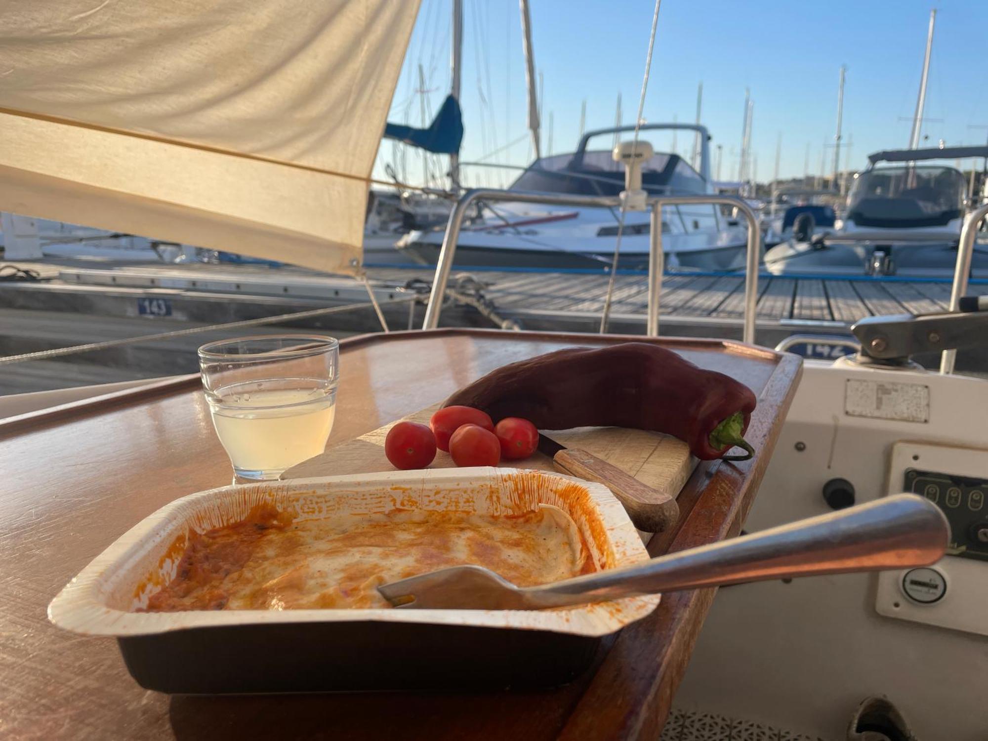 Yacht Studio Galarne Saint-Raphaël Екстериор снимка