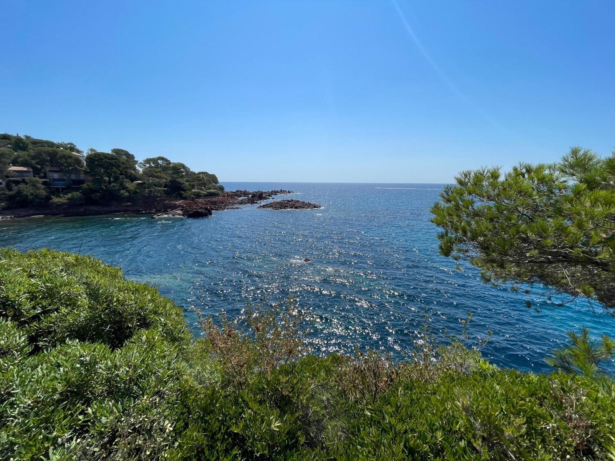 Yacht Studio Galarne Saint-Raphaël Екстериор снимка
